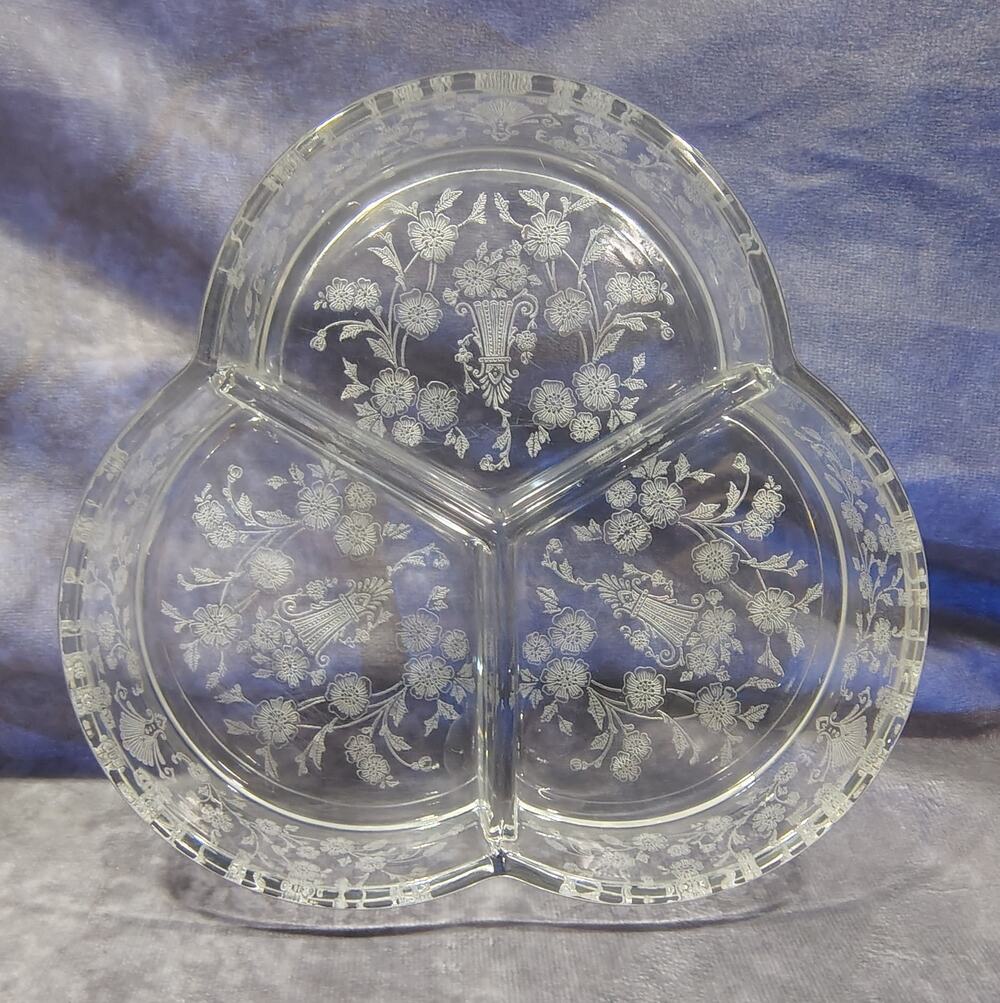 Vintage Duncan & Miller First Love 3 Part Divided Dish GLOWS Under UV Light